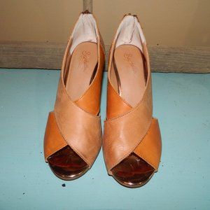 Seychelles Leather Criss Cross Peep Toe Wedge Sz 8